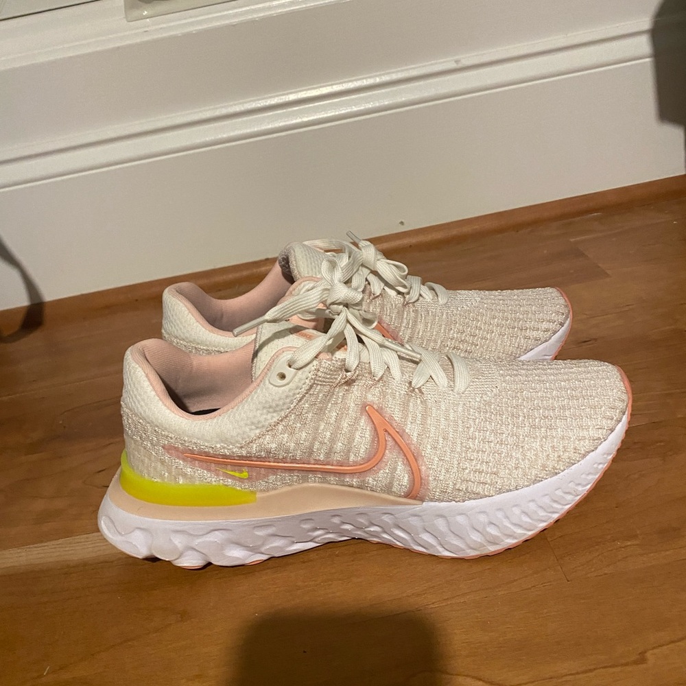 Nike React Infinity Run Flyknit 3 Sail Light Madder Root Size US 9